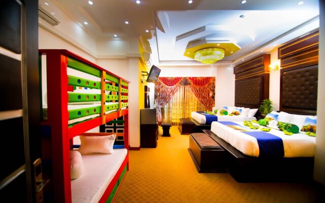 Hotel White House