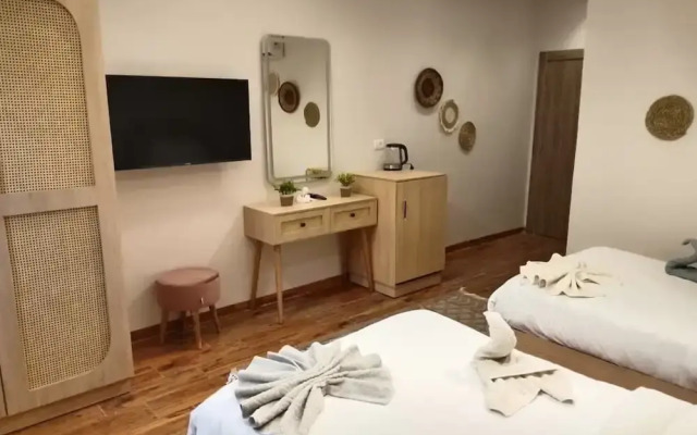 Zen Pyramids Luxury Villa