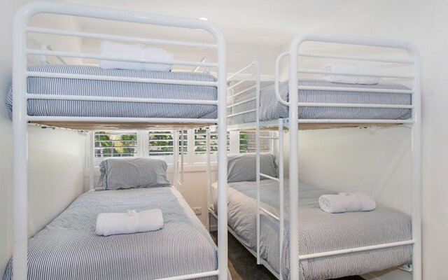#4 James Cook Apartments