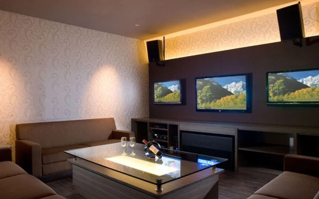 Novotel Bangka Hotel & Convention Centre