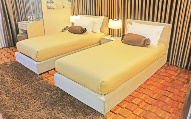 Prince Plaza II Hotel