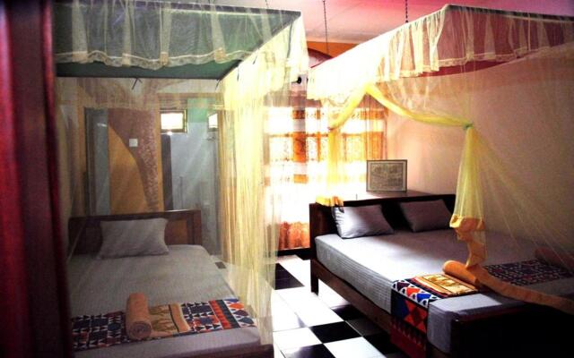 Leopard City Hostel