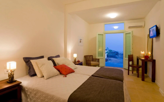 Blackrock Villa