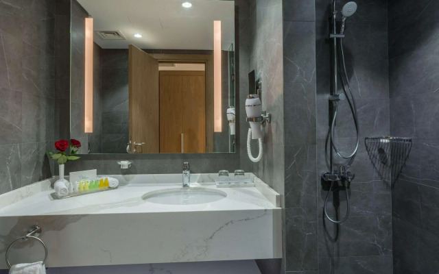 Clarion Hotel Jeddah Airport