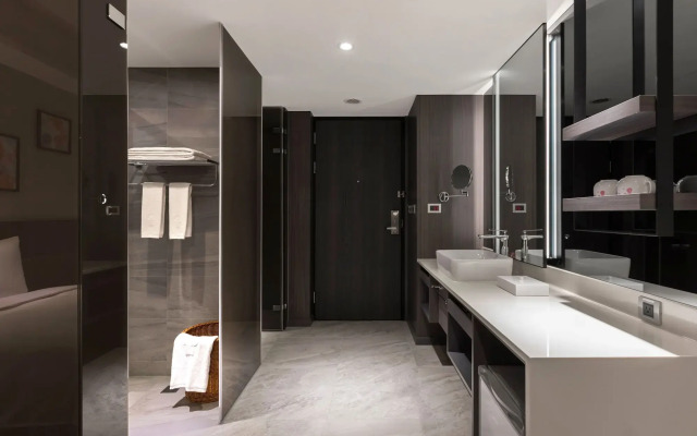 Lakeshore Hotel Yilan