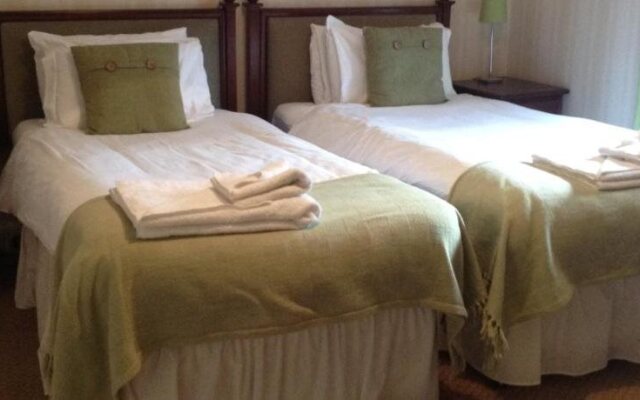 Tweeddale Arms Hotel