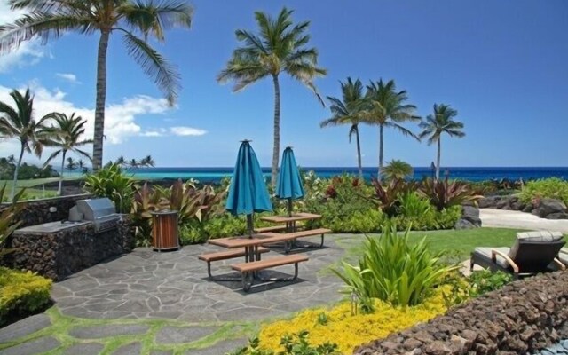 Halii Kai 9g 3 Bedroom Condo by RedAwning