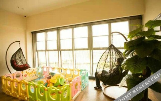 Pujiang Yinglan Hepan Hotel