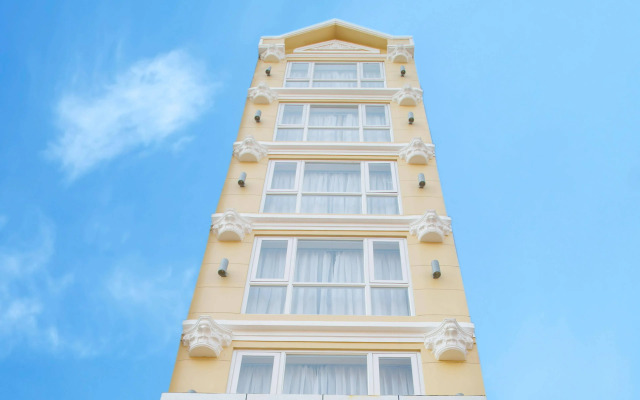 Precious House Guesthouse