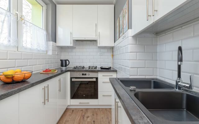 Apartment With Balcony by Renters