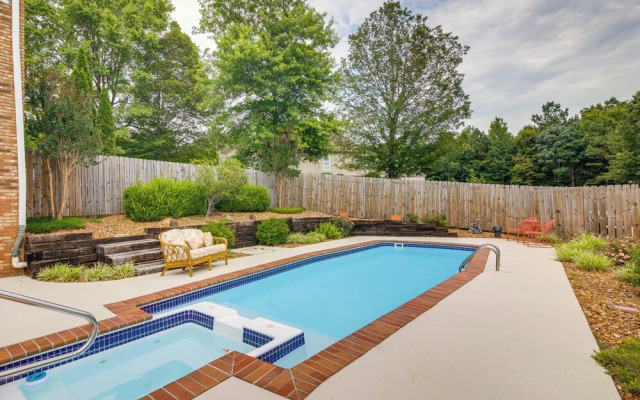 Tennessee Vacation Rental w/ Balcony!