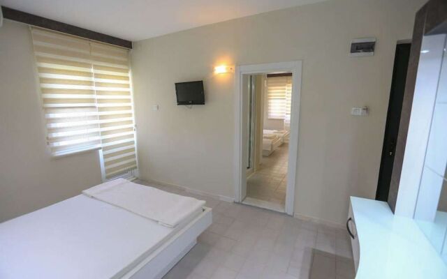 Otel Albos