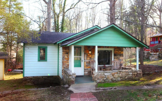 The Pines Cottages