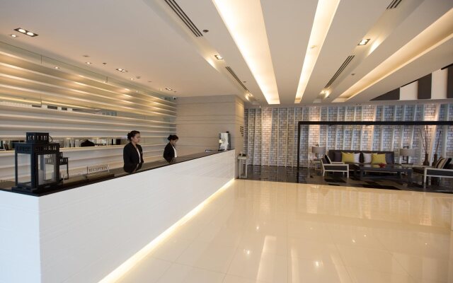 Kantary 304 Hotel
