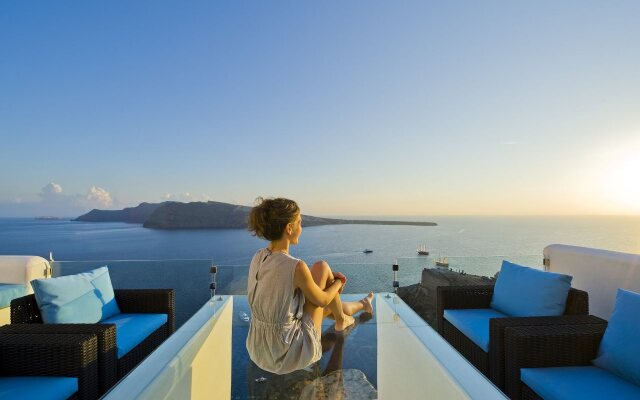 Hyperion Oia Suites