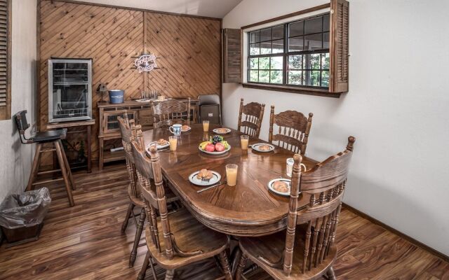 Cabo 2 - Three Bedroom Cabin