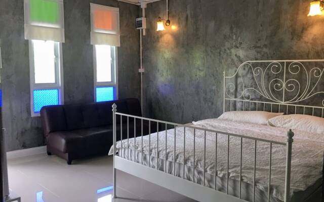 Nongbualamphu Signature