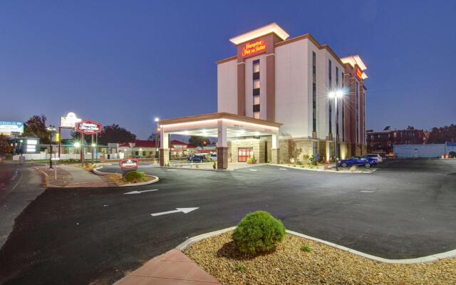 Hampton Inn & Suites Springfield/Downtown