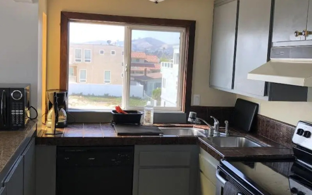 The Shores Inn and Beach Houses