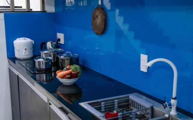 Chocolate 5Bedroom 7 QueenBed 5 Min Walk Beach
