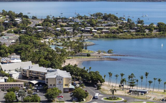 Airlie Beach Hotel