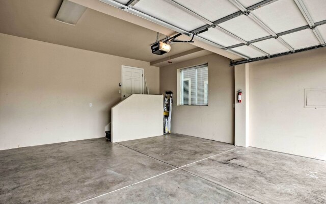 Gold Beach Townhome With Ocean Views & Sunroom!