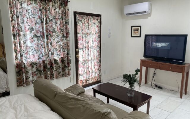 Comfy Private Unit in LA