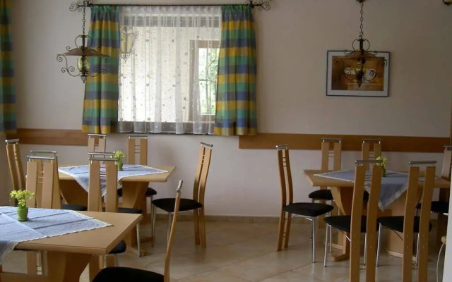 Pension Monika - Kaprun