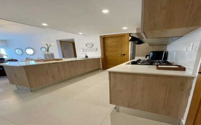 Cozy Apartment w 2BR and Balcony in Capcana