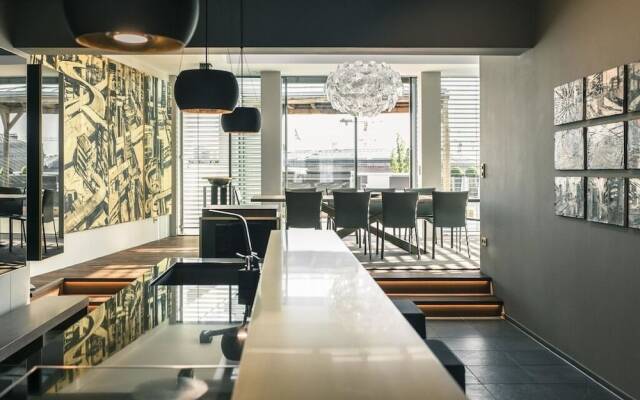 Monbijou Penthouse by Suite.030