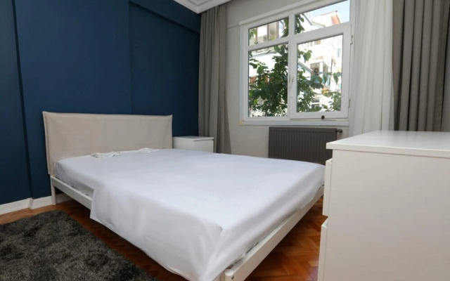 Stylish and Central Flat in Kadikoy