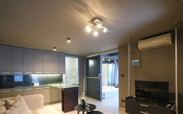 Modern 45m² homm Apartment in Vitonos str, Gazi