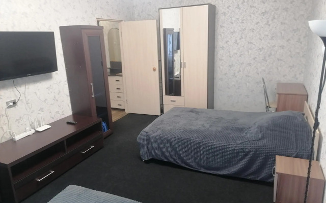 Апартаменты ТРЕШКА на улице Жукова 3