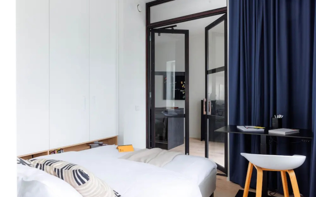 Spacious 2BR apartment on Bulevardi