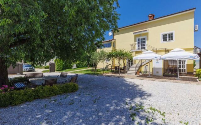 Apartment Nino Poreč