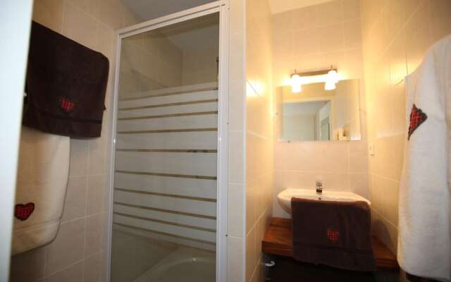 LES Chalets D'adrien N° 4 : 5 Pièces 10 Personnes / 5 Rooms 10 People