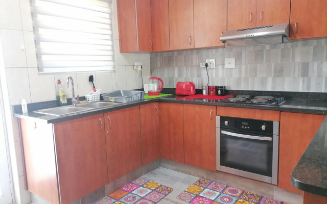 Muizenberg Mountain View Apartment