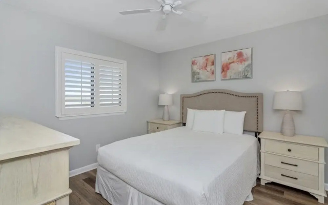 Osp807 2 Bedroom Condo by Redawning