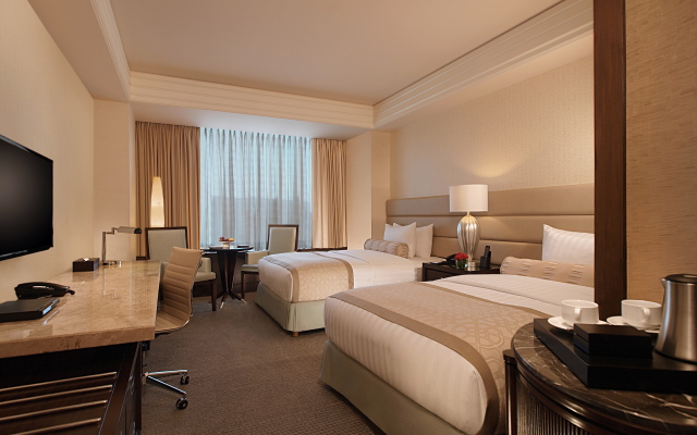 Crimson Hotel Filinvest City Manila