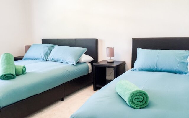 Deluxe Contemporary House - DHH