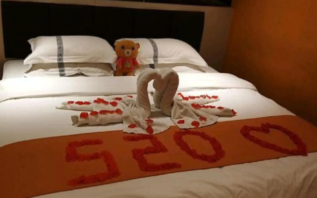 Fulihua Business Hotel