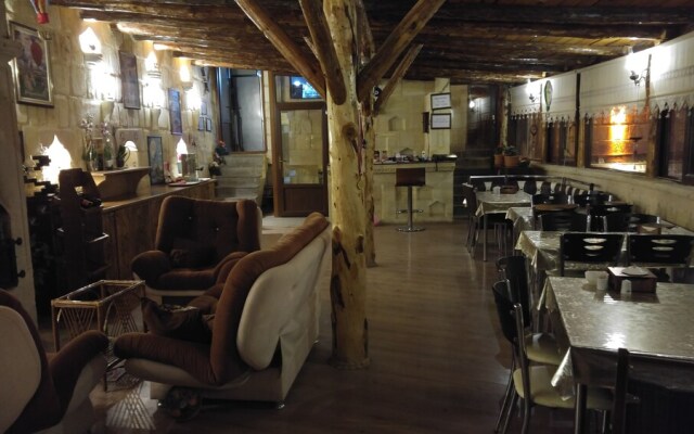 Dora Cave Hotel