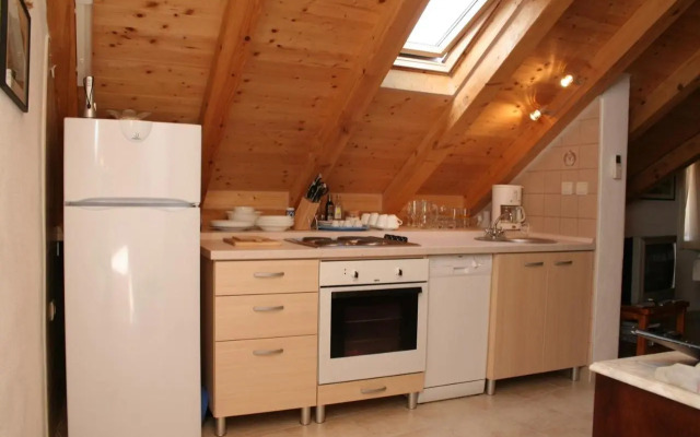 Apartments by the sea Vrboska (Hvar) - 4601