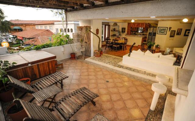 Reconocido por su Ubicacion Calidez y Hospitalidad