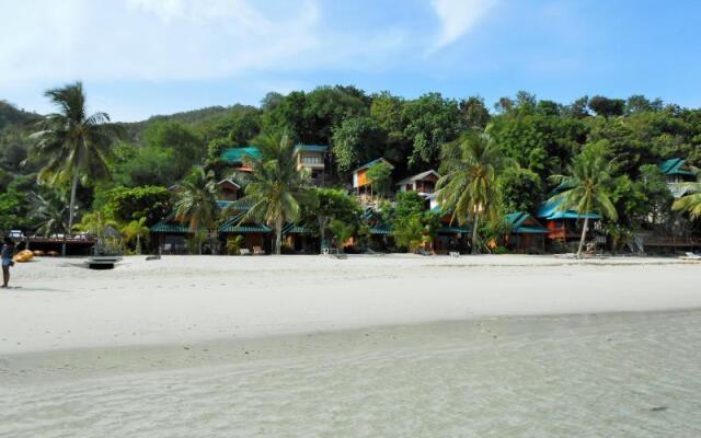 Sandy Bay Resort