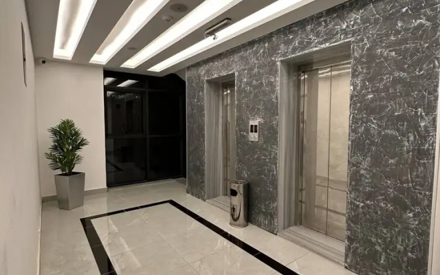 Privet Apartment 37 for Three Near Downtown Kh&sh