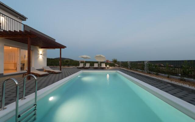 Dalmacija VI in Sukošan