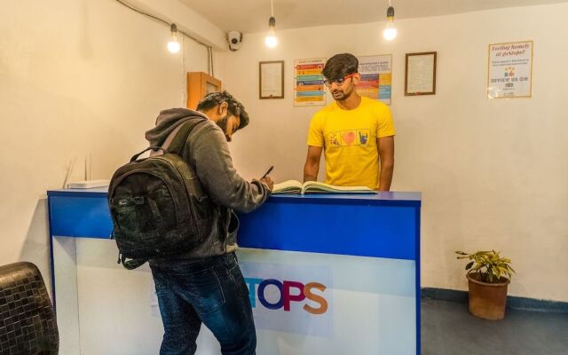 goSTOPS Manali - Hostel