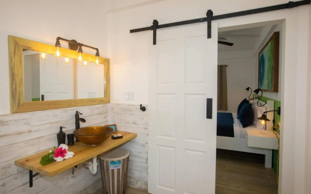 Kokomo Beach Suites