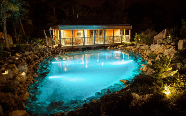 Maximus Resort